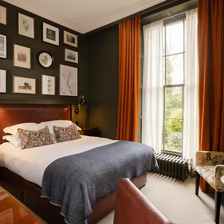 The Churchill Hotel-2