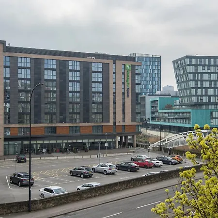 Holiday Inn Express Sheffield City Centre By Ihg-3