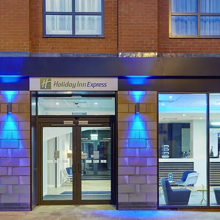 Holiday Inn Express Grimsby By Ihg-3