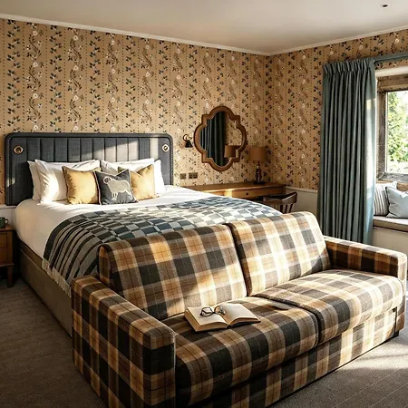 The Lister Arms-3