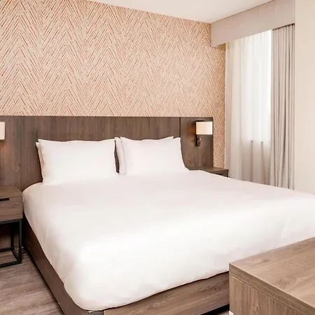 Hyatt House Aparthotel Leeds-3