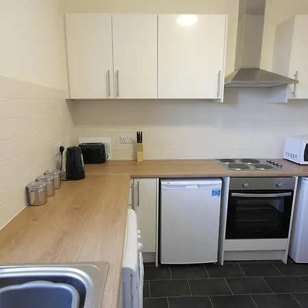 55A Derbyshire Lane-3