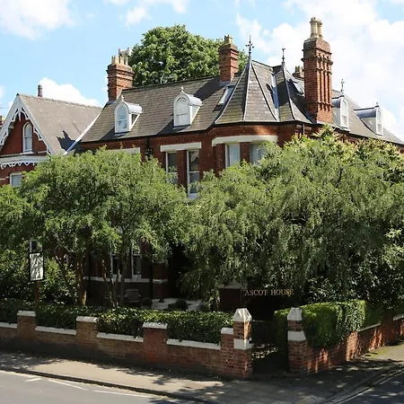 Ascot House-3