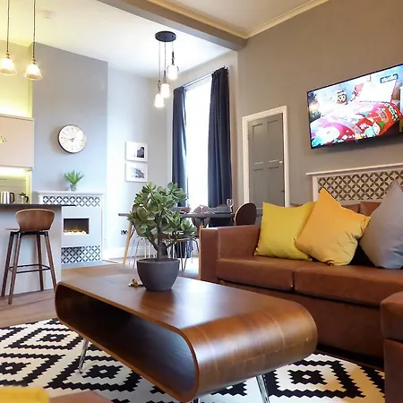 Claremont Apartments, Leeds City Centre-3