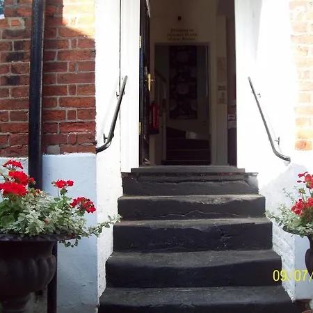 Minster Garth Guest House-2