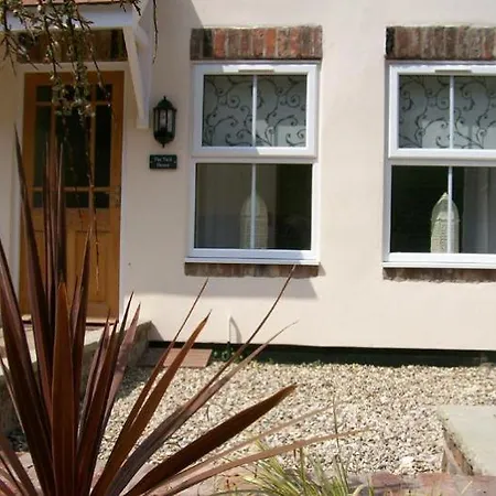 Contemporary Cottage Holidays-2