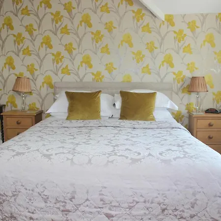 Fairhaven Country Guest House-2