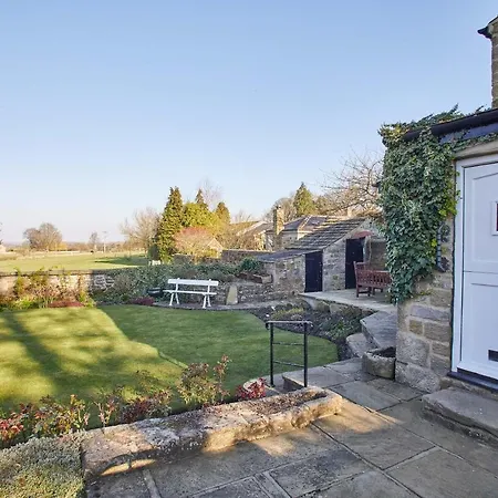 Host & Stay - Tithe Cottage-3