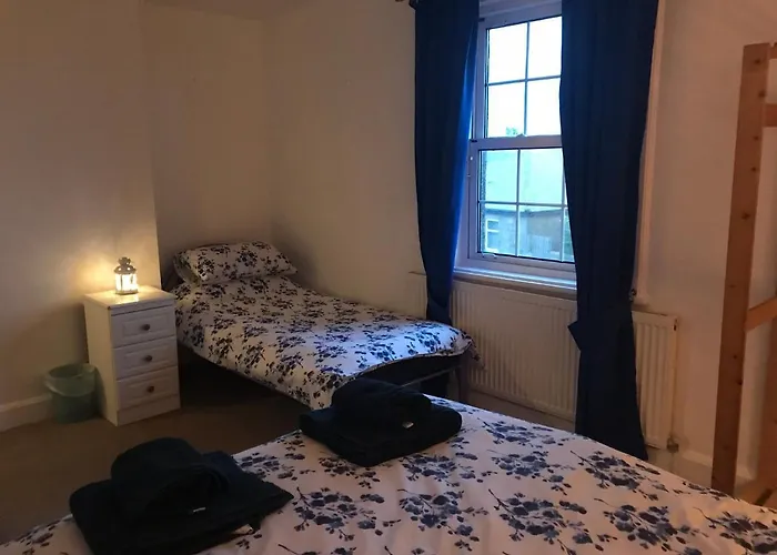 Private Coastguards Cottage Whitby