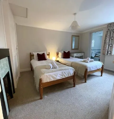The Old Carriage House Villa York