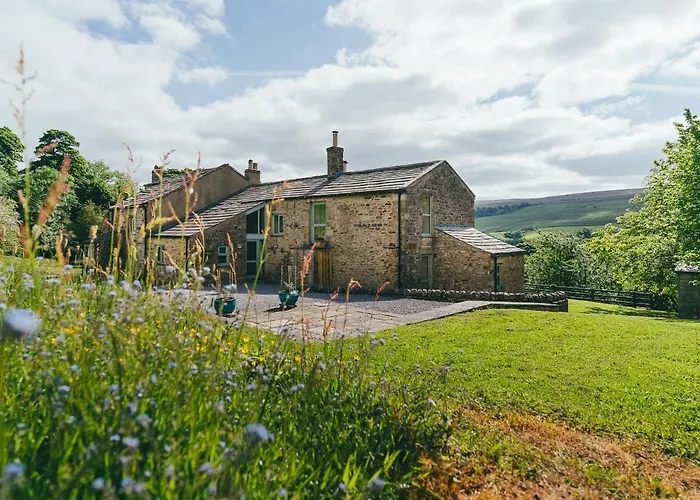 Deerclose West Farmhouse Leyburn