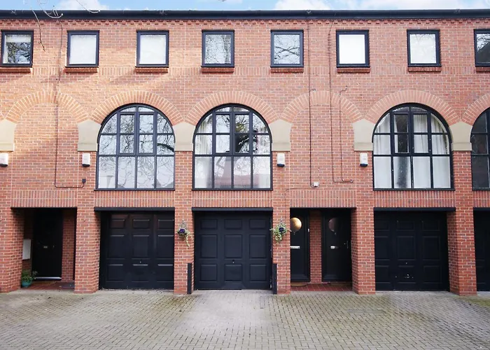 Monkgate Mews - 3 Bed Home In York Centre With Free Parking