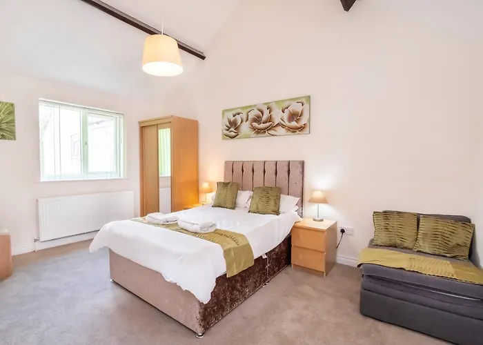 1 Ascot Mews - City Of York Holiday Home