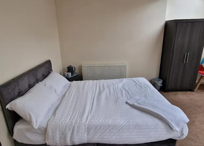 Penthouse Self Check In Apartment In Central Halifax