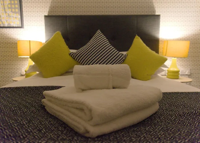 Blue River, Parking Subject To Availability York