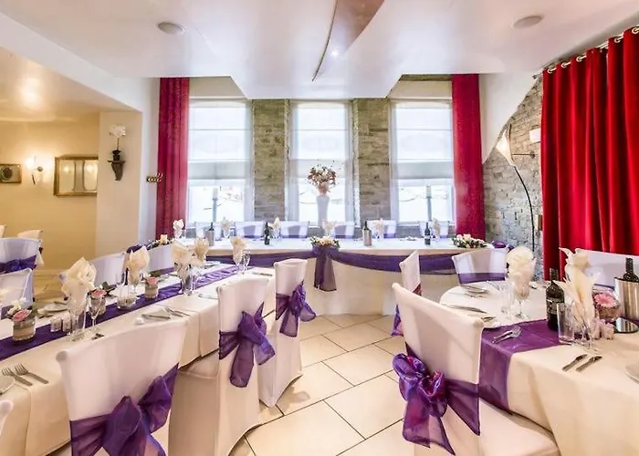 Cambridge Hotel Waterfront Brighouse