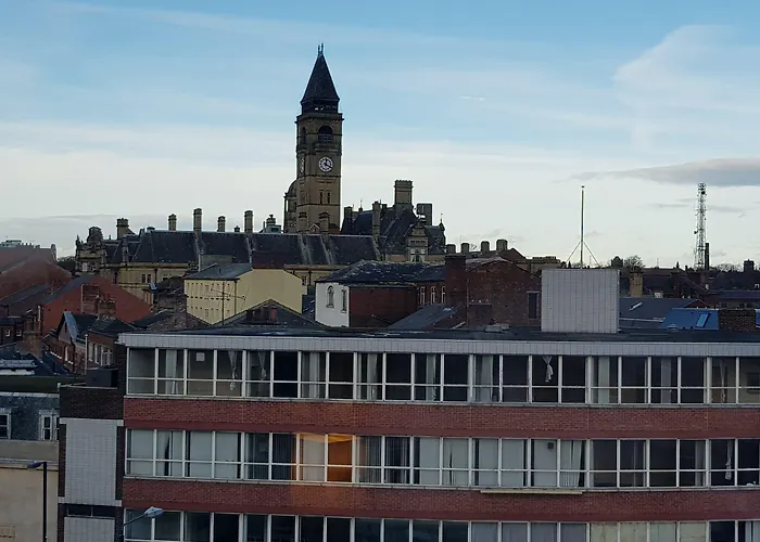 Wakefield Hotels