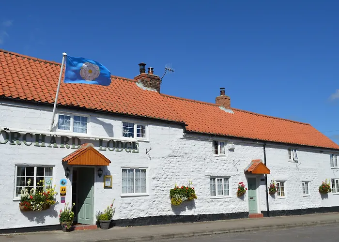 Orchard Lodge Cayton