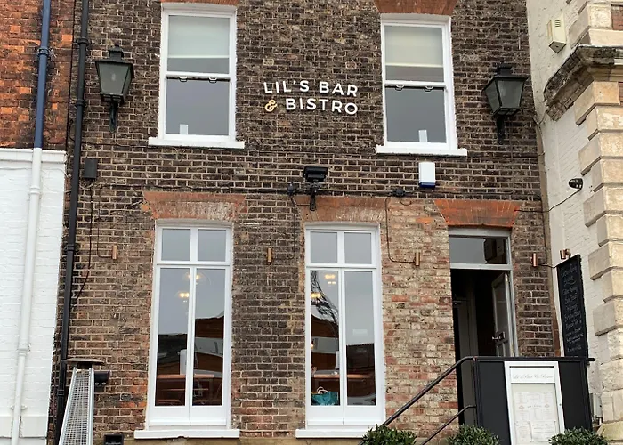 Lil'S Bar And Bistro Hotel York
