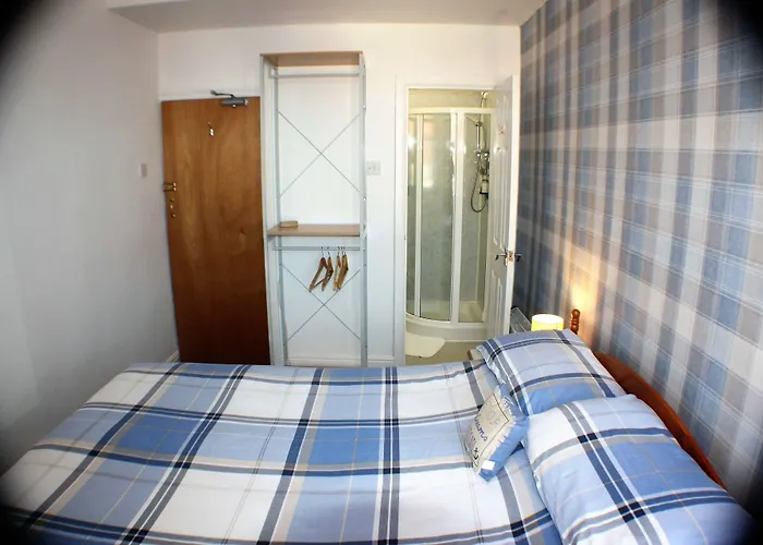 Kenways Guest House Scarborough