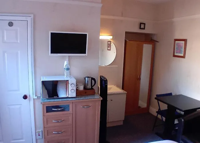 Home And Away Near The Spa Bridlington - 4 star Hotel