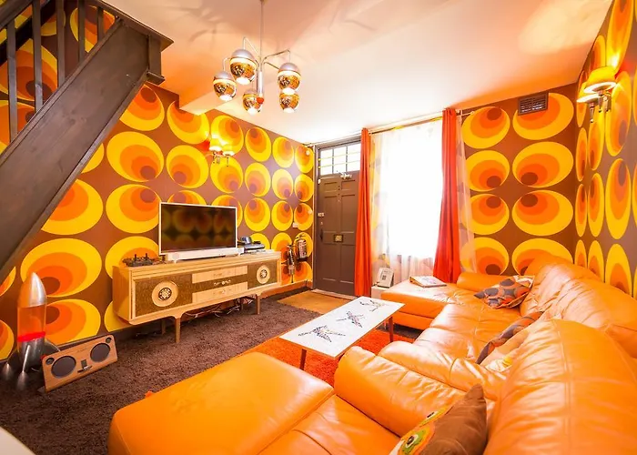 Trembling Madness Apartments York