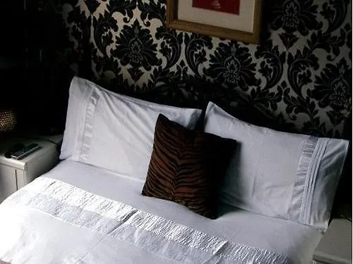 Airedale Guest House Scarborough